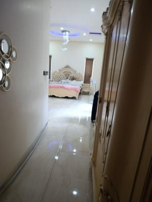 Very Very Urgent Flat, Old Ikoyi, Ikoyi, Lagos, Flat / Apartment for Sale