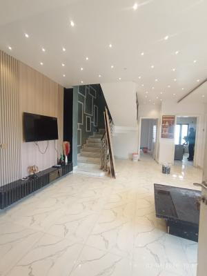 Semi Furnished Four Bedrooms Maisonette, Nike Art Gallery Road, Ikate, Lekki, Lagos, House for Rent