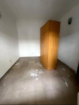 Big Room Bq 24hours Light Secured Estate, Chevron Drive, Lekki, Lagos, Self Contain (single Rooms) for Rent