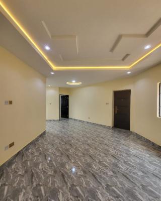 *superluxury 2bedroom Flat*, By American International School, Durumi, Abuja, Block of Flats for Sale