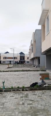 Shop Space Available for Boutique Upstairs, Off Emma Abimbola Street, Lekki Phase 1, Lekki, Lagos, Shop for Rent