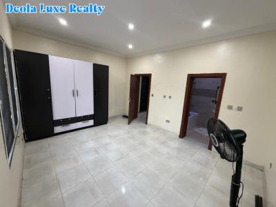a Super Clean and Spacious Room in a Shared Apartment, Horizon Estate By Meadow Hall School, Ikate, Lekki, Lagos, Self Contain (single Rooms) for Rent