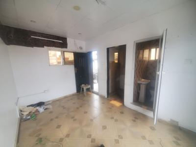 Spacious Shop Facing Express, Phase Two, Oribanwa, Ibeju Lekki, Lagos, Shop for Rent