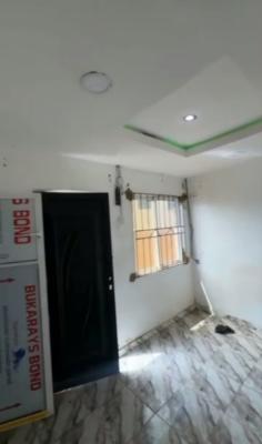 Decent Standard Spacious Self Contain, Fadeyi, Onipanu, Shomolu, Lagos, Self Contain (single Rooms) for Rent