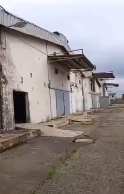 5 Bay Warehouse + 4 Units of Three Bedroom Flats, Sagamu, Ogun, Commercial Property for Sale