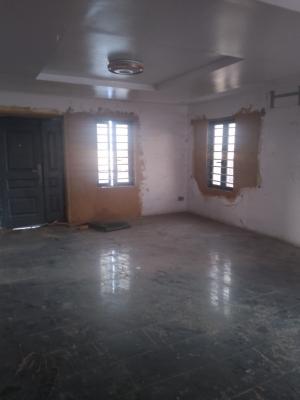 Massive Renovated 3 Bedroom Flat, Off Masha Road Surulere, Surulere, Lagos, Flat / Apartment for Rent