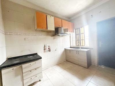 a Well Maintained 3 Bedroom Flat, Omole Phase 2, Ikeja, Lagos, Flat / Apartment for Rent