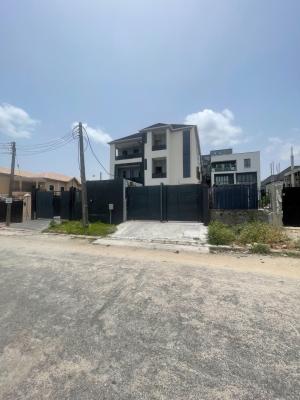 Wonderfully Finished 5 Bedroom Semi-detached Home with Bq, Lekki Phase 1, Lekki Phase 1, Lekki, Lagos, Semi-detached Duplex for Sale