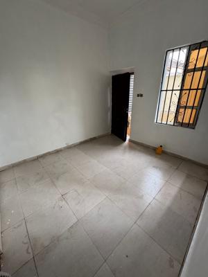 a Standard Spacious Room, Bera Estate Chevron, Lekki Phase 2, Lekki, Lagos, Self Contain (single Rooms) for Rent