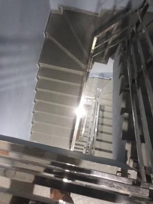 a Well Maintained  2 Bedroom Apartment, Chevron, Lekki, Lagos, Flat / Apartment for Rent