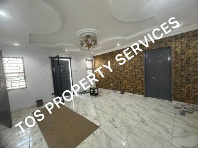 Lovely 3 Bedroom Flat + 2 Balconies, in a Lovely Neighbourhood, Yaba, Lagos, Flat / Apartment for Rent