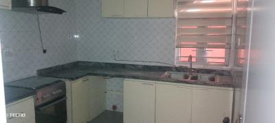 2 Bedroom Apartment, Ologolo, Lekki, Lagos, Flat / Apartment for Rent