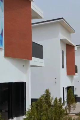 4bedroom Fully Detached Duplex, By Sunnyvale Traffic Light, Dakwo, Abuja, House for Sale