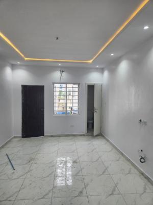 Luxury Tastefully Finished 4 Bedroom Flat on 1st Floor, Bella Court Estate By Coastal Road, Ikate Elegushi, Lekki, Lagos, House for Rent