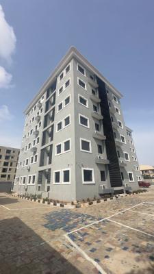 Nice 3-bedroom Flat with Elevator, Lekki Phase 1, Lekki, Lagos, Flat / Apartment for Rent