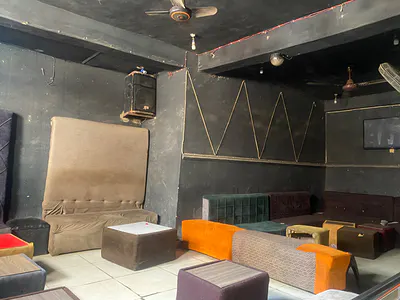 35SQM Warehouse Space Available, Video Is Available