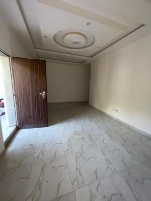 a Spacious 2 Bedroom Apartment with Bq, Eleganza Garden Estate Opposite Vgc, Lekki, Lagos, Flat / Apartment for Rent