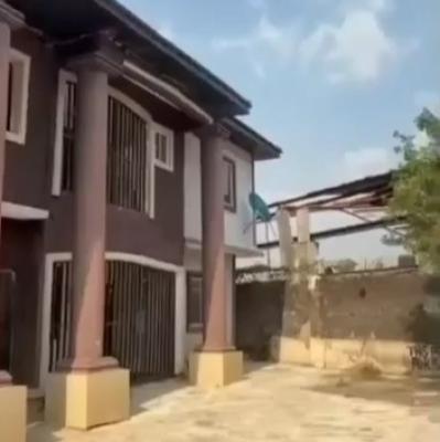 2 Flats of 2 Bedroom and 2flats of Room & Parlour 50ft By 135ft Land, Etete Road, Gra, Benin, Oredo, Edo, Block of Flats for Sale