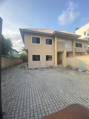 Spacious 7-bedroom Detached House, Lekki Phase 1, Lekki, Lagos, Commercial Property for Rent