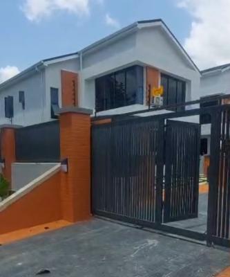 3bedroom Fully Detached House with a Room Boys Quarters.   Price: 350m, Off Bode Thomas Street., Surulere, Lagos, Detached Duplex for Sale