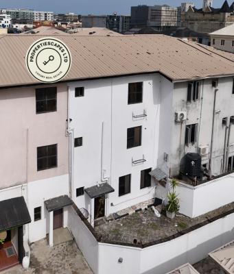 Well Mainted 4 Bedroom Semi Detached Duplex with Bq., Lekki Phase 1, Lekki, Lagos, Semi-detached Duplex for Sale