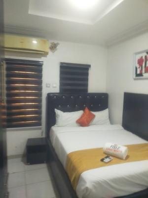 4 Bedroom Flat Up, Arowojobe Estate Maryland, Gbagada, Lagos, Flat / Apartment for Sale