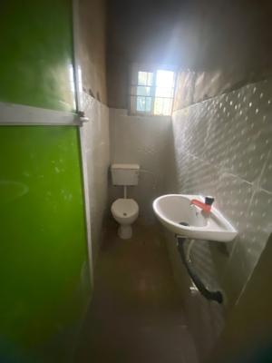 Luxury Living  Spacious 2-bedroom Pop Apartment Available, Igbogbo, Ikorodu, Lagos, Flat / Apartment for Rent