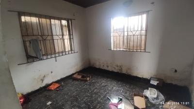 Spacious Room Self Contained, Makoko, Yaba, Lagos, Self Contain (single Rooms) for Rent