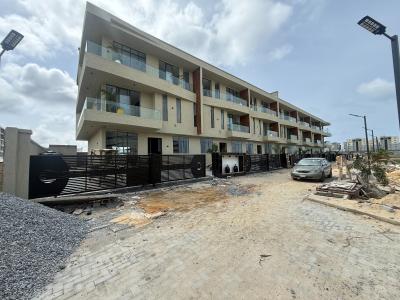 5 Bedroom Terrace Available, Lekki Phase 1, Lekki, Lagos, Terraced Duplex for Sale