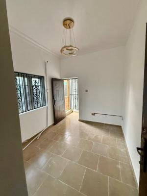 Just in! Fastest Fingers, U3 Estate, Lekki Phase 1, Lekki, Lagos, Mini Flat (room and Parlour) for Rent