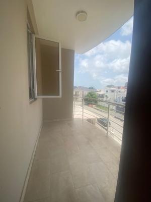Serviced 3 Bedroom Flat with Bq, Lekki Phase 1, Lekki, Lagos, Flat / Apartment for Rent