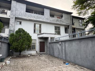 Self Serviced 5 Bedroom Semi Detached Duplex with a Bq, Lekki Phase 1 Off Admiralty Way., Lekki Phase 1, Lekki, Lagos, Semi-detached Duplex for Rent