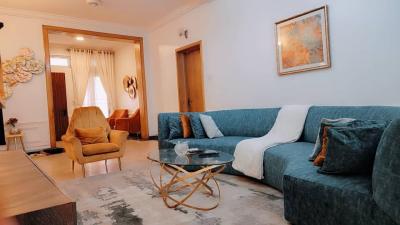 Luxury 2 Bedrooms, Lekki Phase 1, Lekki, Lagos, Flat / Apartment Short Let