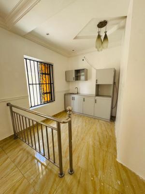 Spacious 1 Bedroom Mini Flat with Prepaid Meter, Chevron Bera Estate, Lekki, Lagos, Mini Flat (room and Parlour) for Rent