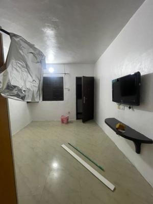 Spacious Room with Personal Kitchen and Ac, Osapa London Estate, Osapa, Lekki, Lagos, Self Contain (single Rooms) for Rent