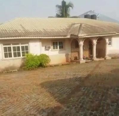 4bedrooms Bungalow with Bq 100ft By 100ft Land, Irhirhi Road ,off Airport Road, Gra, Benin, Oredo, Edo, Detached Bungalow for Sale