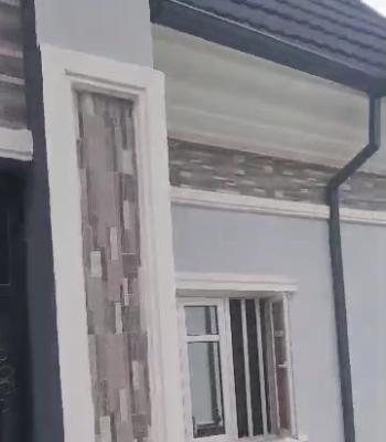 Luxury 2 Masters Bedrooms, Oni Street, Off Ihama Road, Off Airport Road Gra, Benin, Oredo, Edo, House for Rent