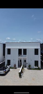 Massive 3 Bedroom Semi Detached in a Serene Well Built Environment, Massive 3 Bedroom with Pool . Idera Scheme , Lekki Epe -expressway, Lekki Expressway, Lekki, Lagos, Semi-detached Duplex for Sale