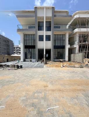 5 Bedroom Massive House with a Bq, Lekki Phase 1, Lekki, Lagos, Detached Duplex for Sale