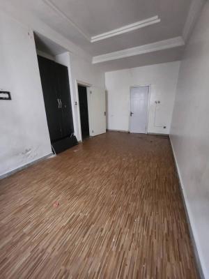 Madams Room Available, Vandaniel Estate, Orchid Road, Lekki, Lagos, Flat / Apartment for Rent