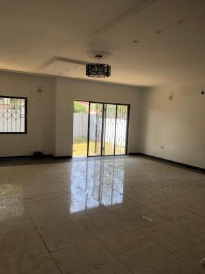 Well-maintained 3 Bedroom Bungalow + 2-room Bq, Vgc, Lekki, Lagos, Detached Bungalow for Rent