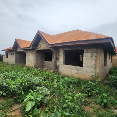 3 Bedroom and 2 Bedroom Flat, Oloogbo, Ologuneru, Ibadan, Oyo, Detached Bungalow for Sale