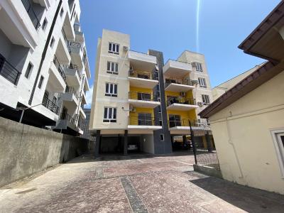 Exquisite 3 Bedroom Apartment in a Secured Estate, Freedom Way, Lekki Phase 1, Lekki, Lagos, Flat / Apartment for Rent