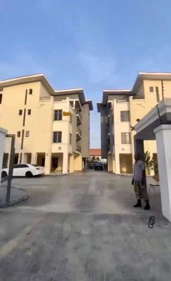 Luxury 3 Bedroom Apartment, Alpha Beach Road, Lekki, Lagos, Flat / Apartment for Rent
