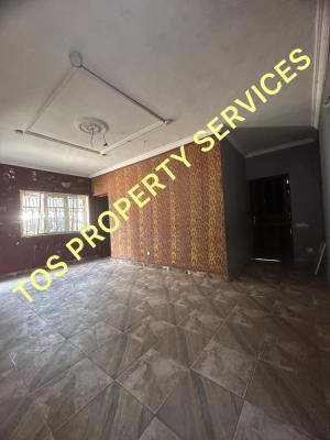 Spacious 3 Bedroom Flat, in a Serene Neighborhood of Yaba, Yaba, Lagos, Flat / Apartment for Rent