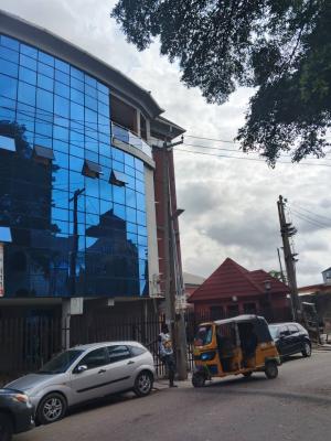 Commercial Building in a Strategic Position, Ojuelegba, Surulere, Lagos, Office Space for Rent