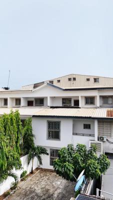 Well Capacious 4 Bedroom Private Terraced Duplex with BQ and Gate House