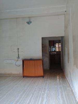 Miniflat Available in a Good Area, Alagomeji, Alagomeji, Yaba, Lagos, Mini Flat (room and Parlour) for Rent