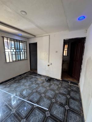 Standard Selfcontain in Apo Dutse Community, Band a Light, Apo Community Close to Cedercrest Hospital Apo Nepa, Apo, Abuja, Self Contain (single Rooms) for Rent