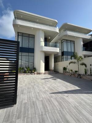 Stunning  5  Bed with a Swimming Pool, Lekki, Lagos, Detached Duplex for Sale